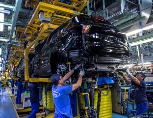 Ford fecha fábricas no Brasil por causa do coronavírus
