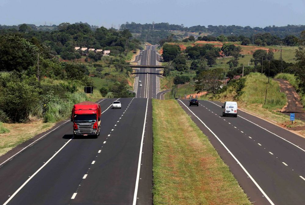 Governo de SP publica normas para novos entrepostos em rodovias