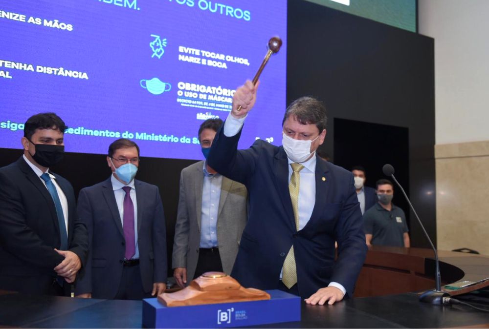 Governo federal arrecada mais de R$ 500 milhões em outorgas com leilões de terminais de celulose no Porto de Santos