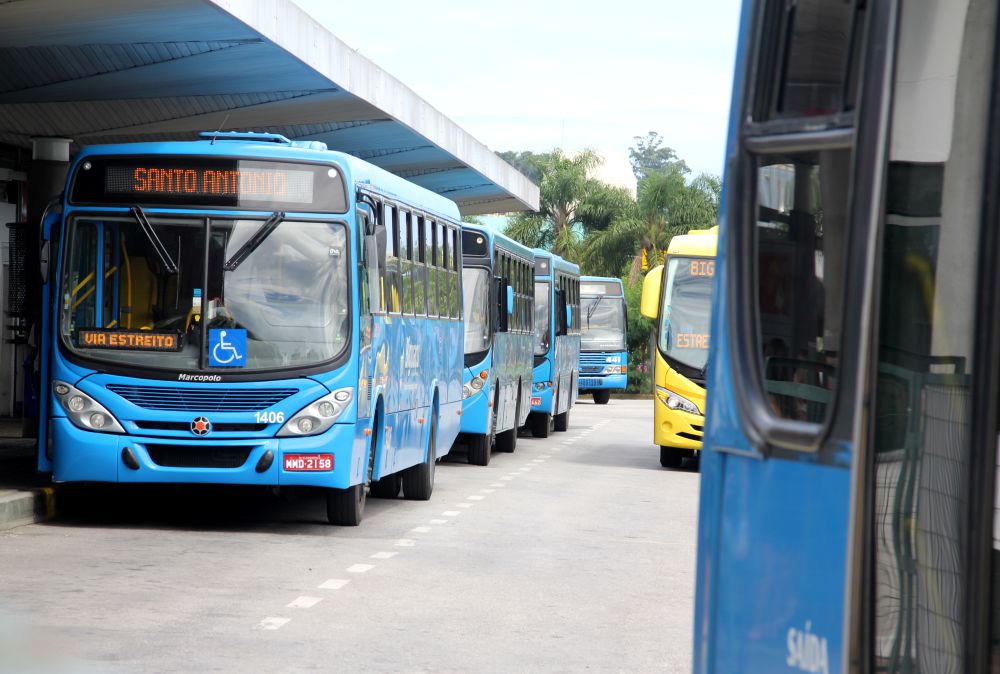 Portal Estrada - Florianópolis autoriza transportes de passageiros com novos protocolos
