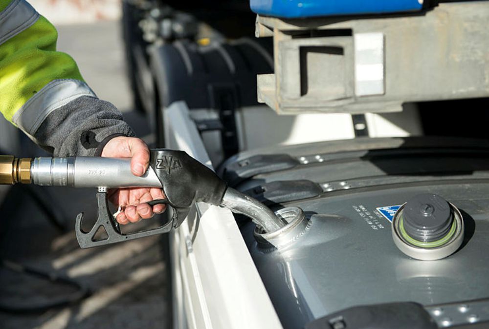 Portal Estrada - Preço do diesel varia até 17% nos postos em setembro