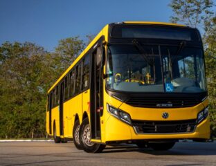 Portal Estrada - Volksbus de 15 metros inicia testes em Curitiba/PR