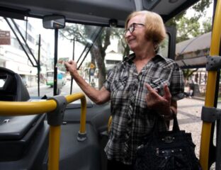 Portal Estrada - Justiça mantém transporte gratuito para idosos a partir de 60 anos