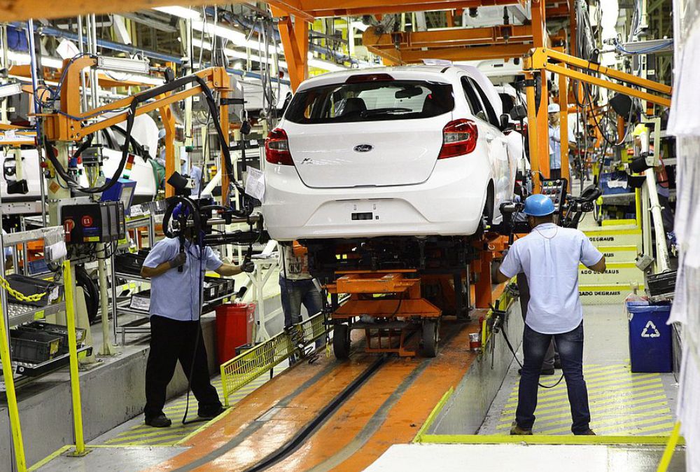 Portal Estrada - Ford anuncia fechamento das fábricas de veículos no Brasil