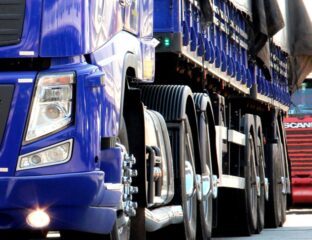 Portal Estrada - Bolsonaro diz que governo vai zerar tarifa de importação de pneus