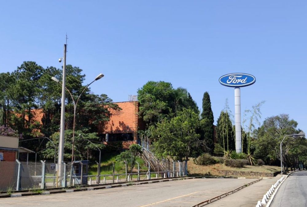 Portal Estrada - Antiga fábrica da Ford vira centro logístico