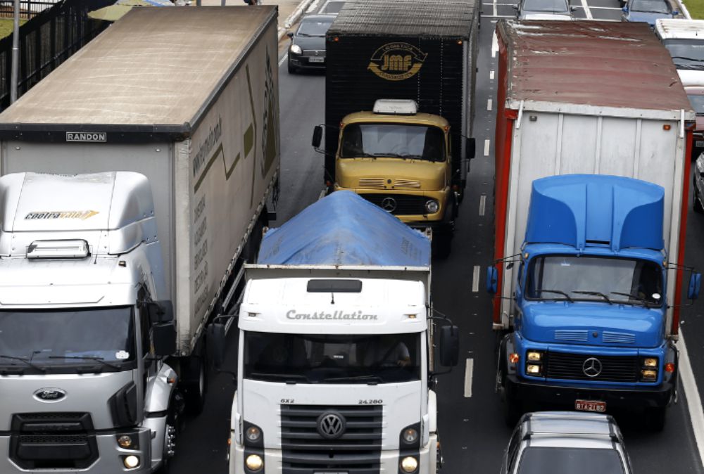 Portal Estrada - Roubos de carga no Rio de Janeiro registram queda de 37%